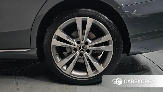 Mercedes-Benz C-Class W205 id 4615545 из Кореи 13