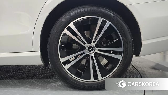 Mercedes-Benz E-Class W213 id 4541976 из Кореи 13