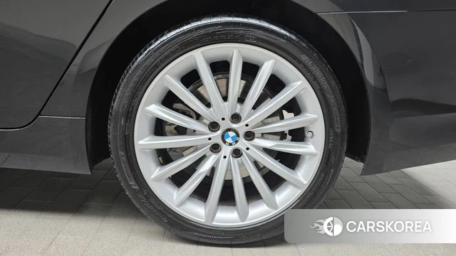 BMW 5 Series (G30) id 4779006 из Кореи 13