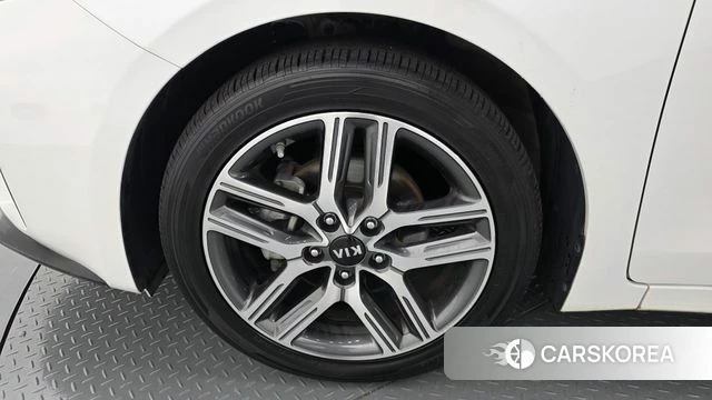 Kia Come New K3 id 4759572 из Кореи 13