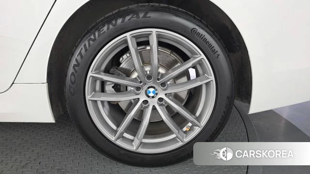 BMW 5 Series (G30) id 4742181 из Кореи 13