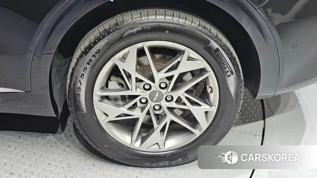 Genesis GV70 id 4500379 из Кореи 13