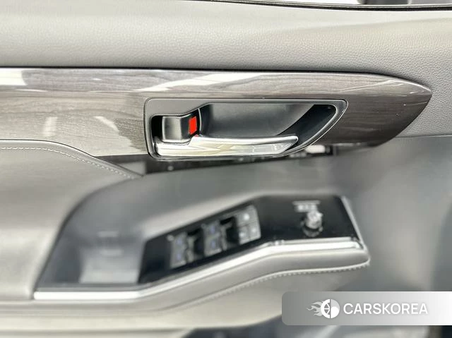 Toyota Crown Lufang id 4314800 из Китая 13