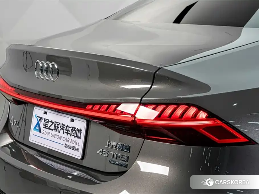 Audi A7L id 4669396 из Китая 13