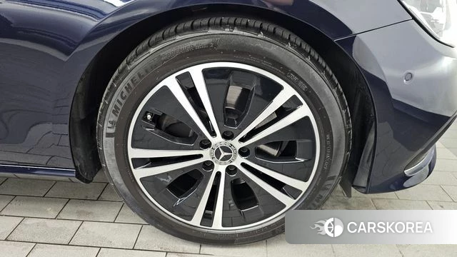 Mercedes-Benz E-Class W213 id 4415603 из Кореи 13