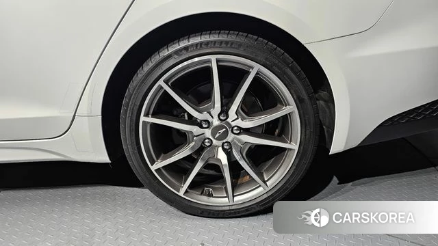 Genesis The New G70 id 4324340 из Кореи 13