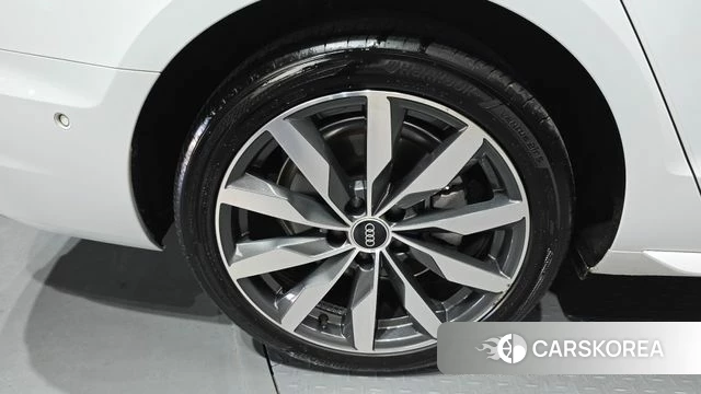 Audi A4 (B9) id 4330065 из Кореи 13