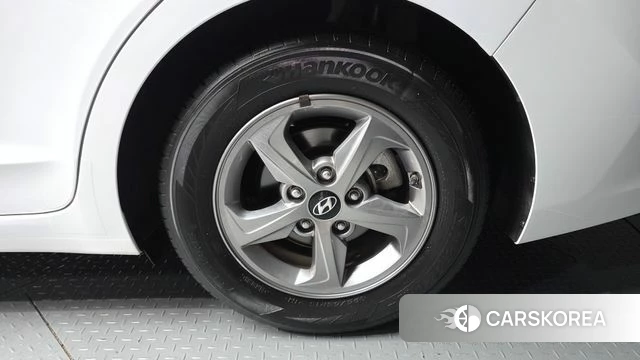 Hyundai Avante AD id 4900948 из Кореи 13
