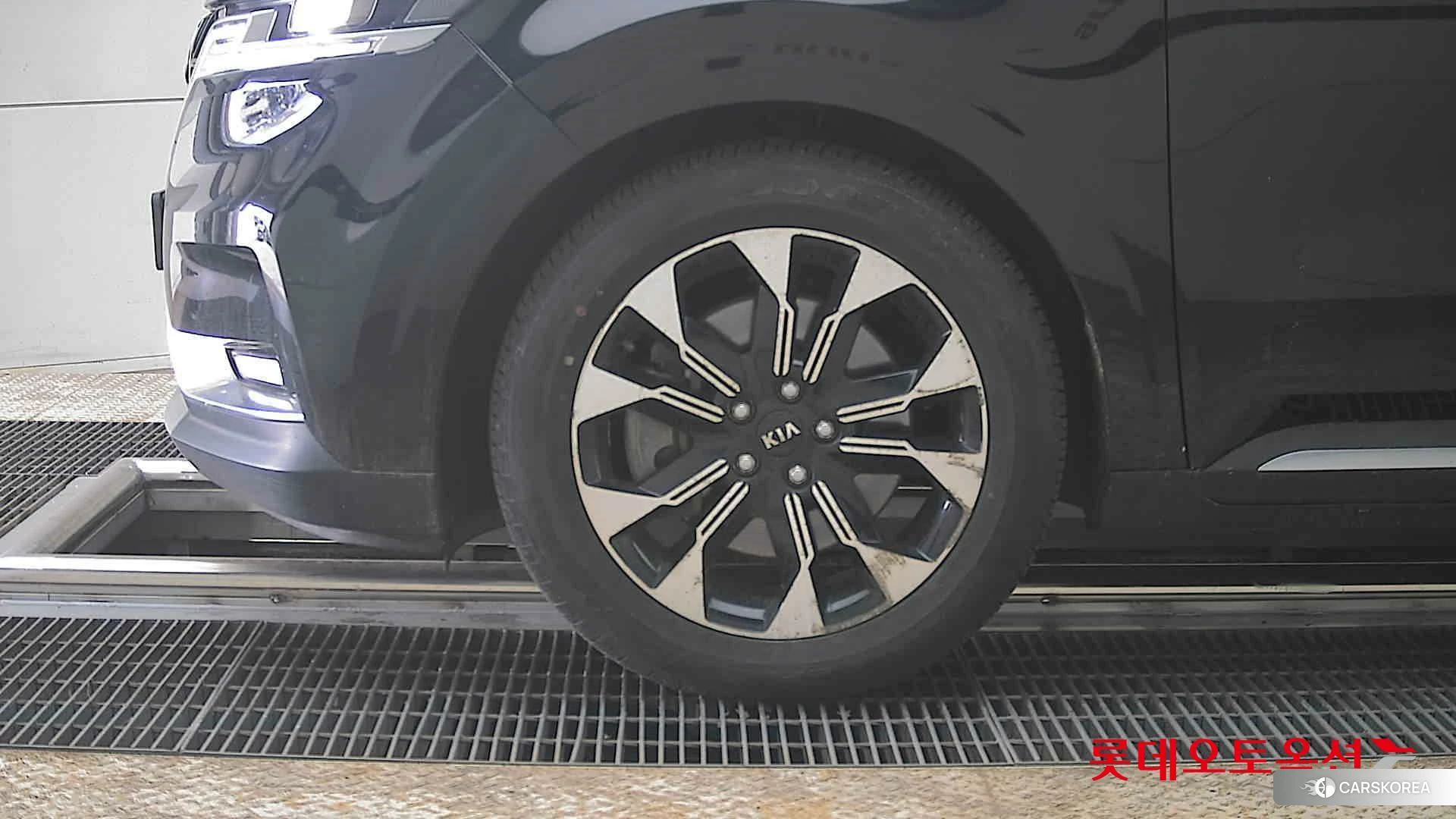 Kia Carnival id 3888374 из Кореи 13