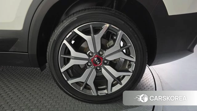 Kia Seltos id 4447164 из Кореи 13