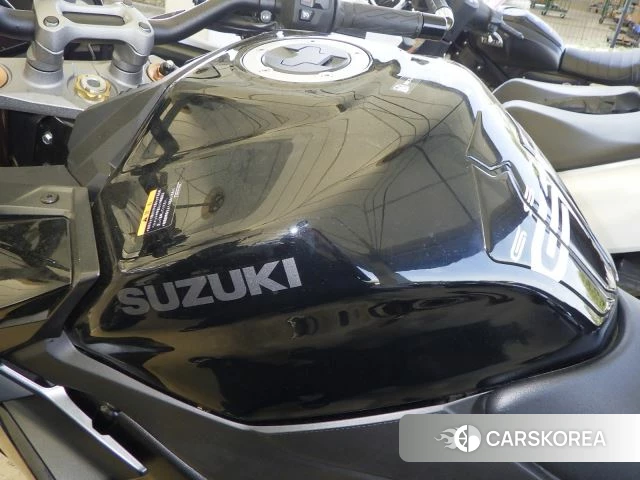 Suzuki GSX-S1000GT id 3947348 из Японии 13