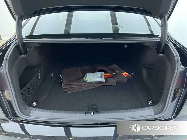 Audi A6L id 4335853 из Китая 13