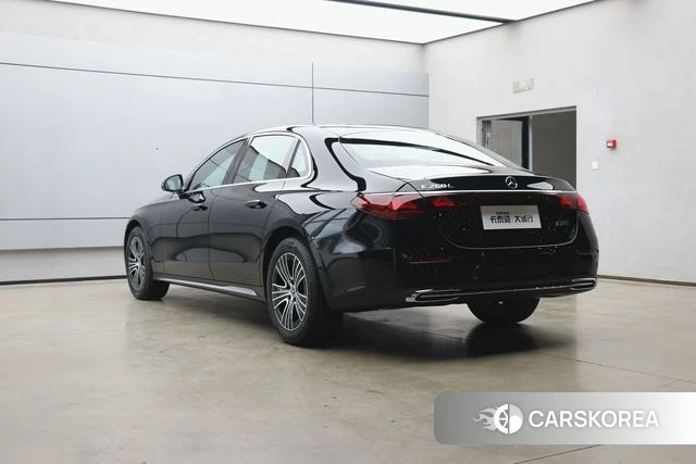 Mercedes-Benz E-class id 3920171 из Китая 13
