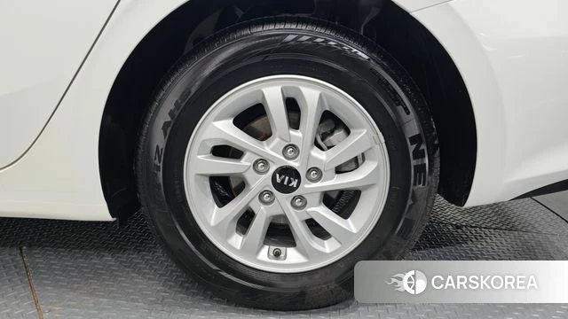 Kia Come New K3 id 4614824 из Кореи 13