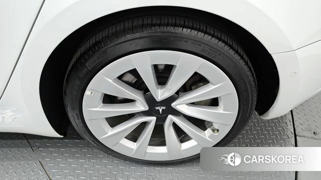 Tesla Model 3 id 4303101 из Кореи 13