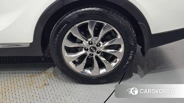 Kia The New Sorento id 4447621 из Кореи 13