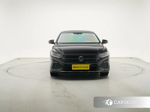 Volkswagen Passat id 4258660 из Китая 13