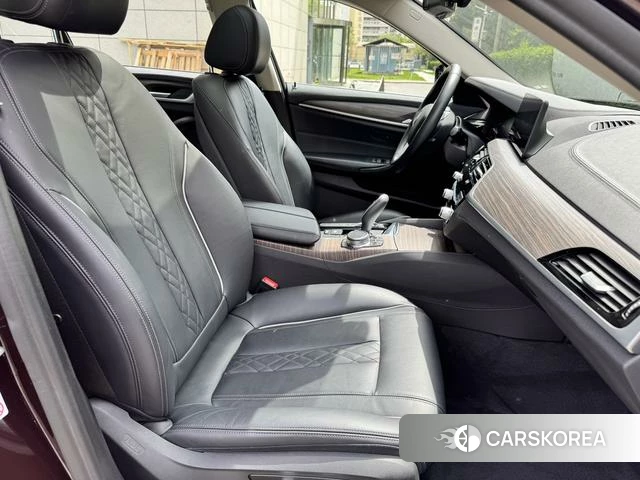 BMW 5 series PHEV id 4208440 из Китая 13