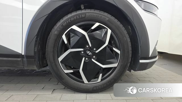 Hyundai Ionic 5 id 4641264 из Кореи 13
