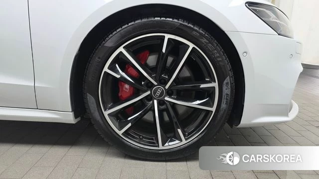 Audi A7 (4K) id 4637263 из Кореи 13
