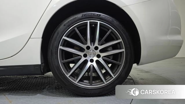 Maserati Ghibli id 4647418 из Кореи 13