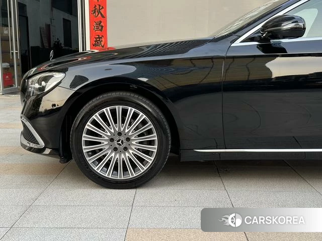 Mercedes-Benz E-class id 4301628 из Китая 13