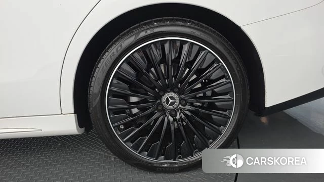 Mercedes-Benz E-Class W214 id 4681703 из Кореи 13