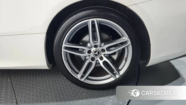 Mercedes-Benz E-Class W213 id 4384733 из Кореи 13