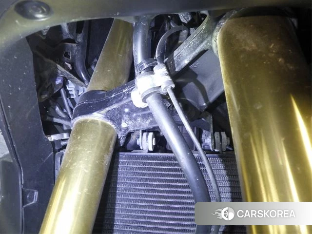 Honda X-ADV 750 id 3949707 из Японии 13