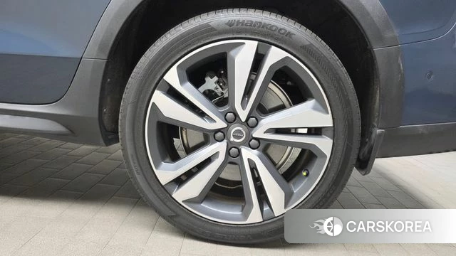 Volvo V60 Cross-Country 2nd Generation id 4249989 из Кореи 13