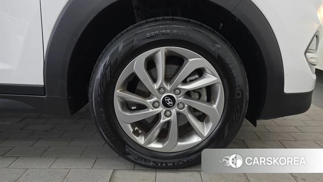 Hyundai All New Tucson id 4543768 из Кореи 13
