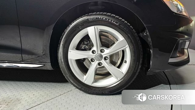 Audi A4 (B9) id 4383824 из Кореи 13