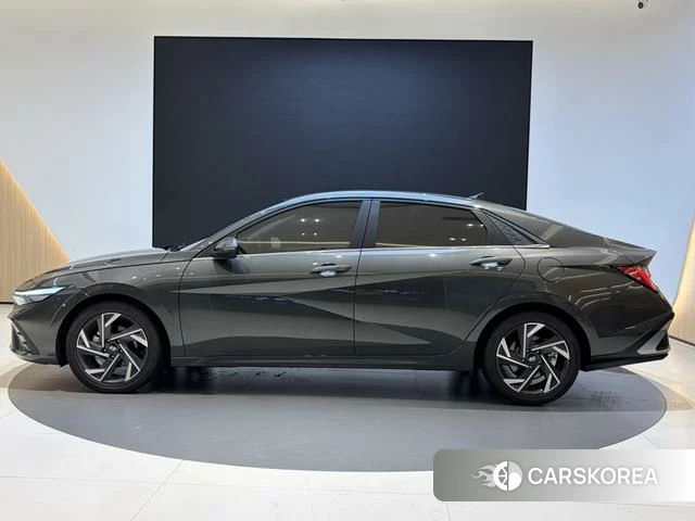 Hyundai Elantra id 4277483 из Китая 13