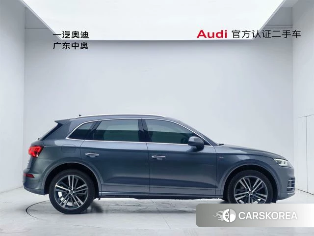Audi Q5L id 4263987 из Китая 13