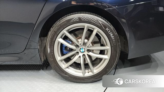 BMW 5 Series (G30) id 4525949 из Кореи 13