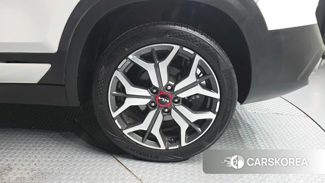 Kia Seltos id 4495145 из Кореи 13