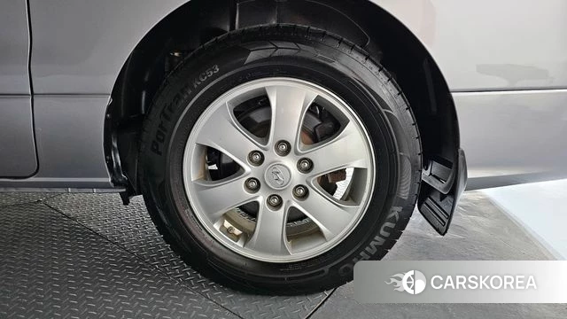 Hyundai The New Grand Starex id 4345459 из Кореи 13
