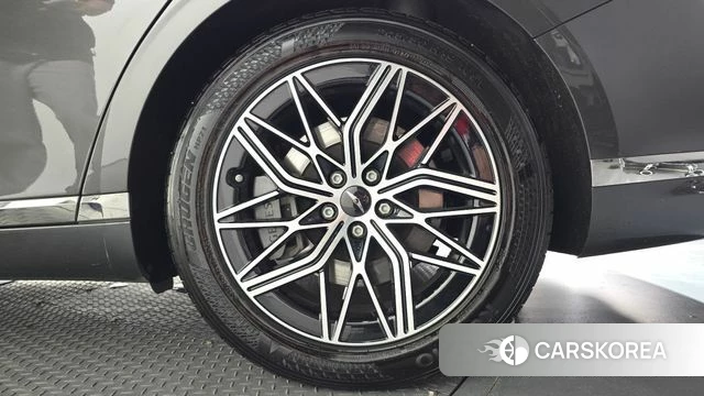 Genesis G90 (RS4) id 4745327 из Кореи 13