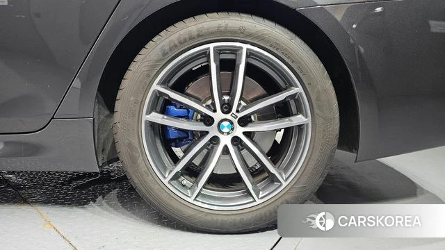 BMW 5 Series (G30) id 4383430 из Кореи 13
