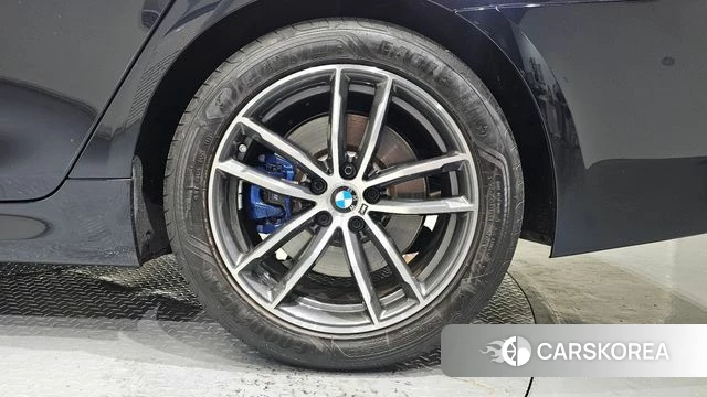BMW 5 Series (G30) id 4528875 из Кореи 13