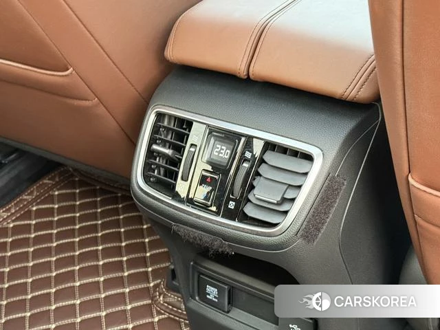 Honda Crown Road id 4301789 из Китая 13