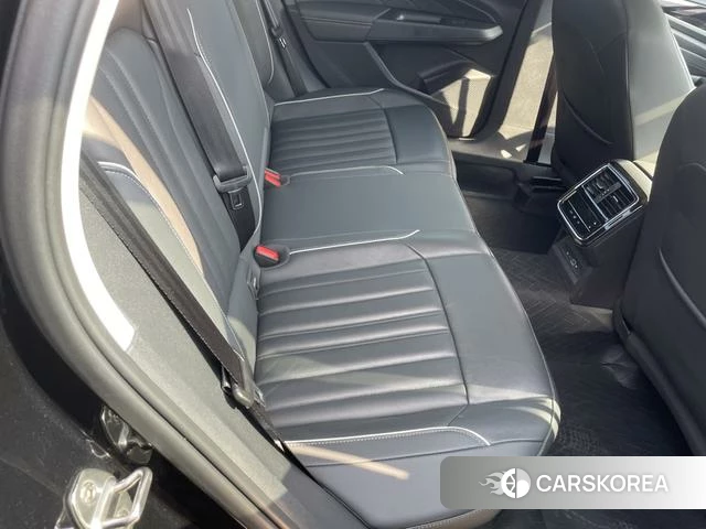 Volkswagen Passat id 4314165 из Китая 13