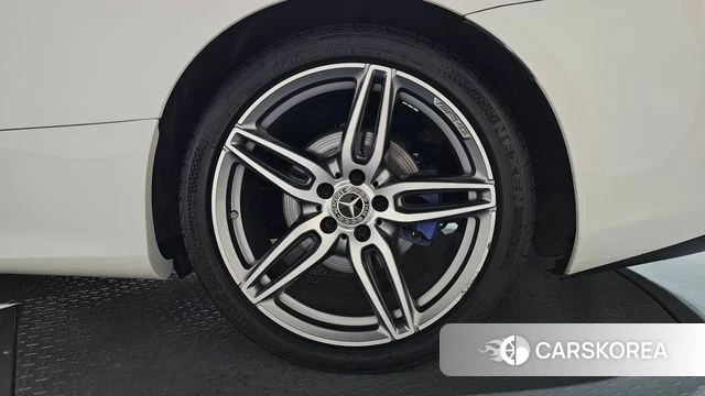 Mercedes-Benz E-Class W213 id 4780588 из Кореи 13