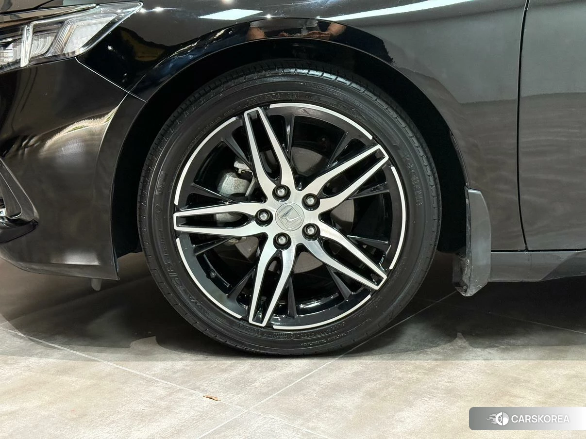 Honda Accord id 4421066 из Китая 13