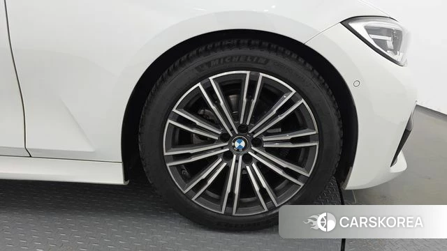 BMW 3 Series (G20) id 4396315 из Кореи 13