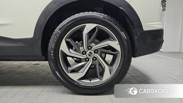 Ssangyong Beautiful Korando id 4519536 из Кореи 13