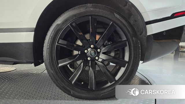 Land Rover Range Rover Velar id 4684441 из Кореи 13
