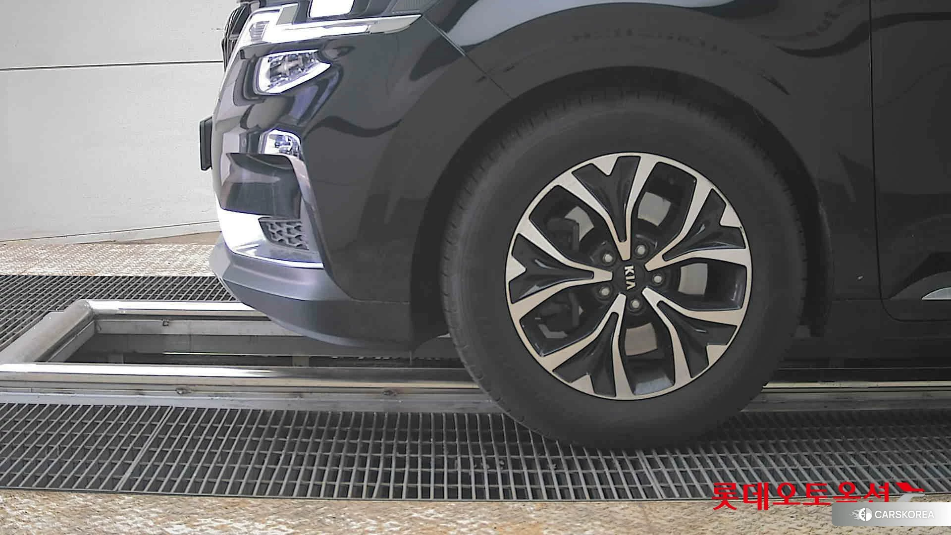 Kia Carnival id 3888380 из Кореи 13