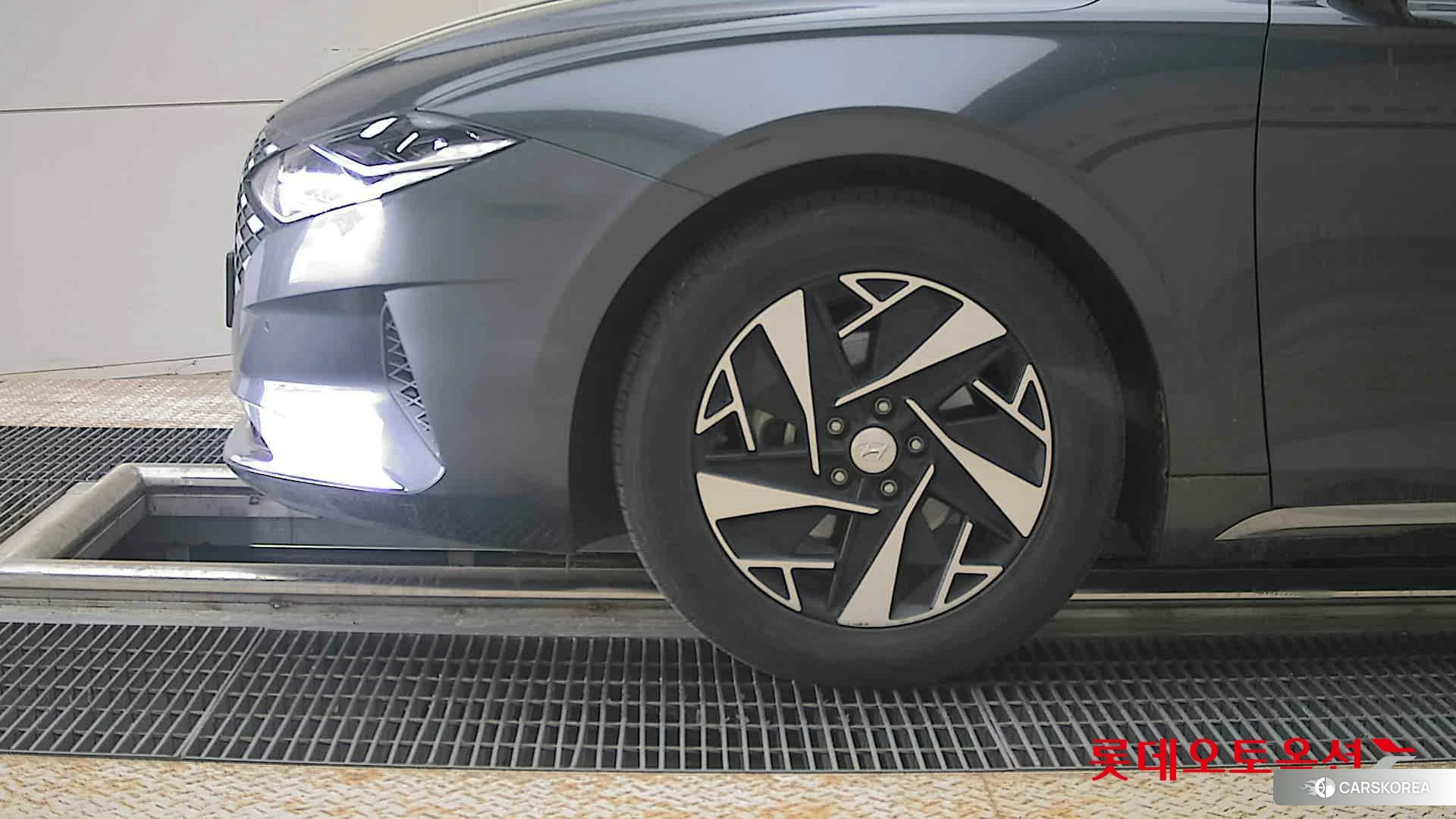 Hyundai Grandeur Hybrid id 4289392 из Кореи 13