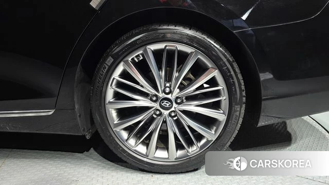 Hyundai Grandeur IG id 4331662 из Кореи 13